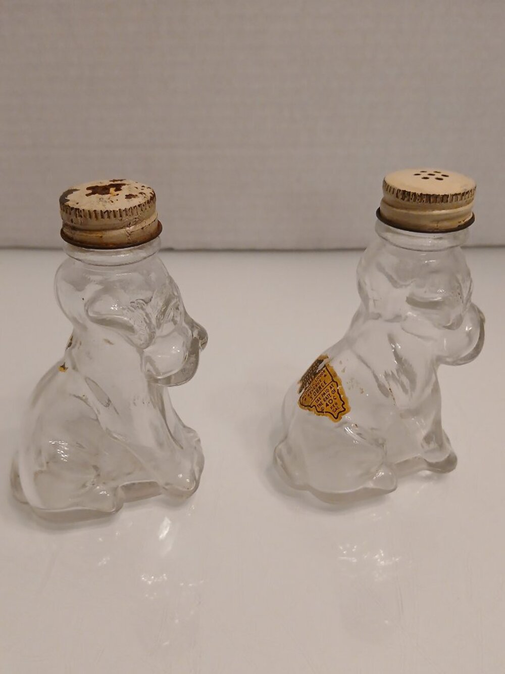 Vintage Glass Dog Salt & Pepper Shakers - TH STOUGH CO, JEANNETTE, PA-3.75" Tall - Picture 5 of 7